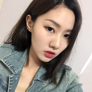Son Kiko Ocean Feel Lipstick Righ Mauve 2–Mau Hong Dat 3