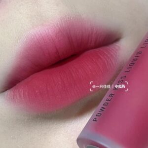 Son Kem Mac Powder Kiss Liquid Lipcolour 980 Elegance is Learned – Do hong 9