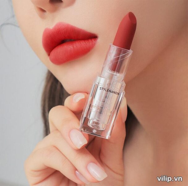 Son 3CE Soft Matte Lipstick #Red Muse - Màu Đỏ Cam Dạng son lì nhưng vẫn rất mềm mịn