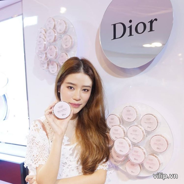 Phan Nuoc Dior Capture Dream Skin Moist Perfect Cushion Kem Loi Mau 000 Tone Da Trang 4