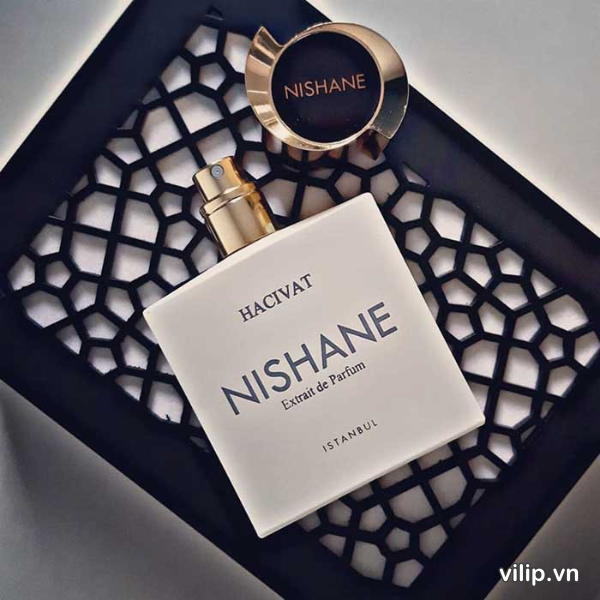 Nuoc Hoa Unisex Nishane Hacivat Extrait De Parfum 4 Đây chính là chai nước hoa đạt được điểm tuyệt đối mỗi khi người ta nhắc về thương hiệu Nishane. 