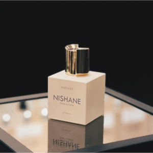 Nuoc Hoa Unisex Nishane Hacivat Extrait De Parfum 6 Nắp chai màu vàng nổi bật, trở thành điểm nhấn giúp chai nước hoa Nishane Hacivat trở nên bắt mắt hơn. 