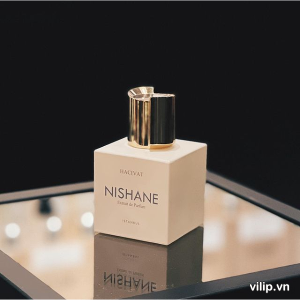 Nuoc Hoa Unisex Nishane Hacivat Extrait De Parfum 6 Nắp chai màu vàng nổi bật, trở thành điểm nhấn giúp chai nước hoa Nishane Hacivat trở nên bắt mắt hơn. 