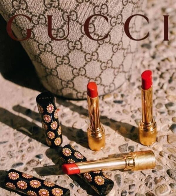 Son Gucci Rouge De Beauté Brillant 516 Margaret Ruby Màu Đỏ Tươi Ánh Cam 3