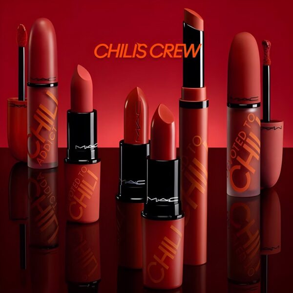 Son Mac Chili’s Crew Powder Kiss Velvet Blur Slim 877 Devoted To Chili (limited Edition) – Màu Đỏ Gạch 3