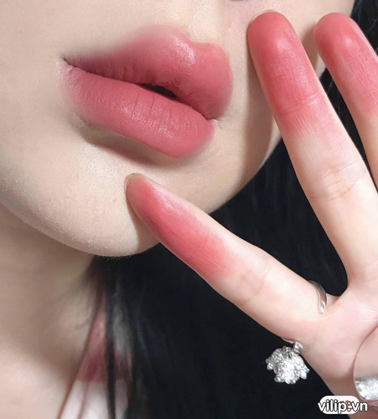Son 3CE Blur Matte Lipstick Rosiness 4