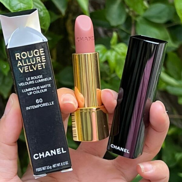 Son Chanel Rouge Allure Velvet 60 Intemporelle